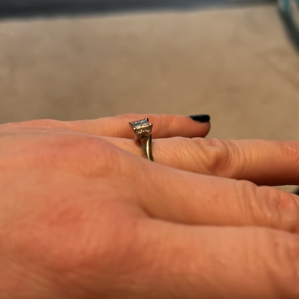 Zales ring - Picture 6 of 6